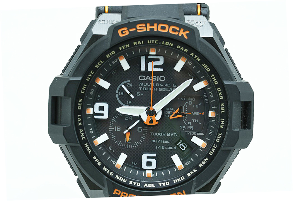 カシオ　G-shock  GW-4000 洗浄済み