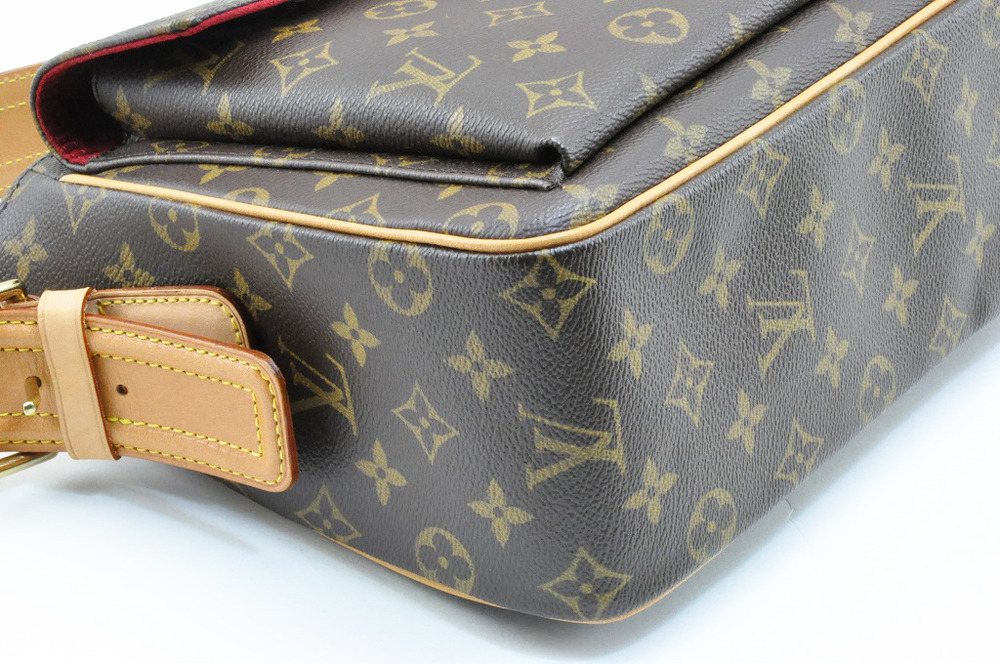 LOUIS VUITTON◇ヴィバシテGM_モノグラム_BRW/PVC/BRW【バッグ